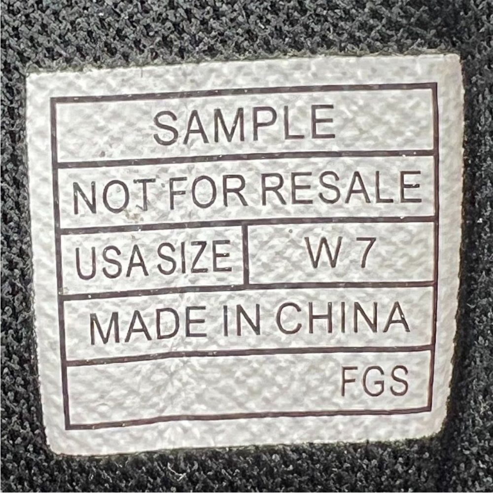The North Face Wmns Hiker  - Rare Samples - Picture 4 of 4